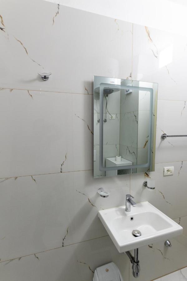 Comfortable Apartment Next To The Beach Δυρράχιο Εξωτερικό φωτογραφία